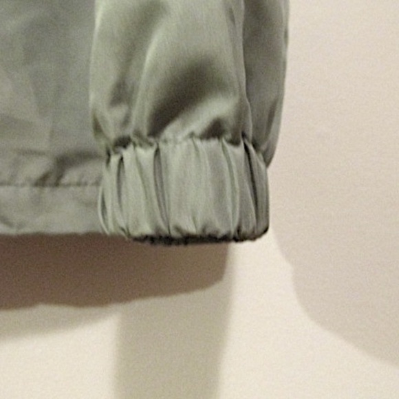 Sage Green Appleseed's Windbreaker Jacket, Size L - Picture 5 of 7